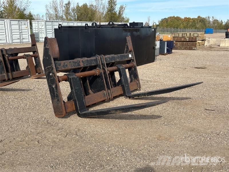 TAG 72 in Wheel Loader Forks Vilice