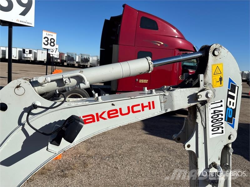 Takeuchi TB20e Electric Mini Excavator Mini bageri < 7t