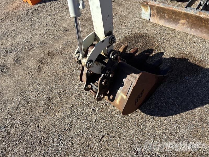 Takeuchi TB20e Electric Mini Excavator Mini bageri < 7t
