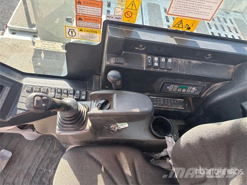 Takeuchi TB2150 Tracked Excavator حفارات زحافة