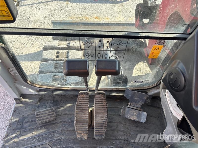 Takeuchi TB2150 Tracked Excavator حفارات زحافة