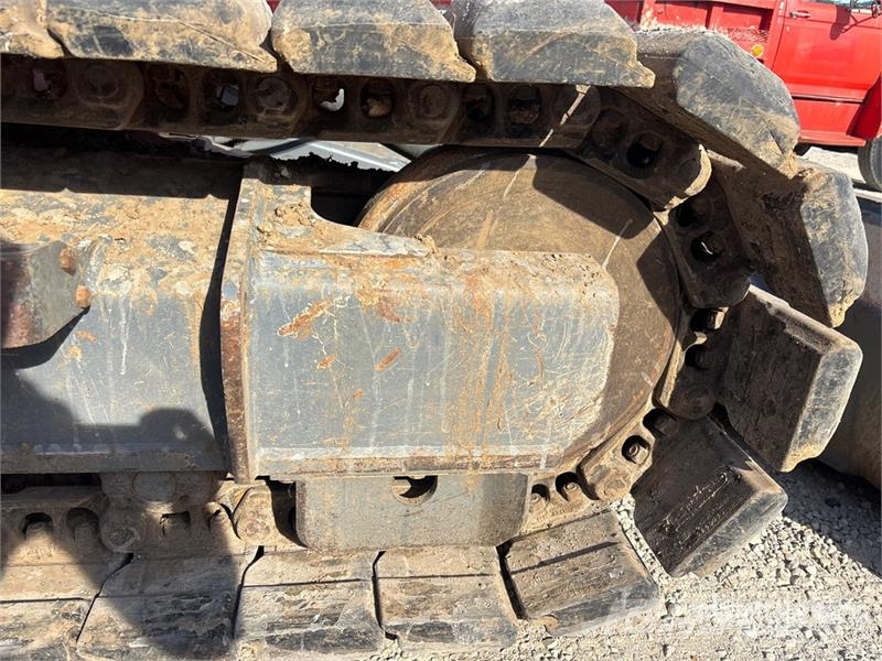 Takeuchi TB2150 Tracked Excavator حفارات زحافة