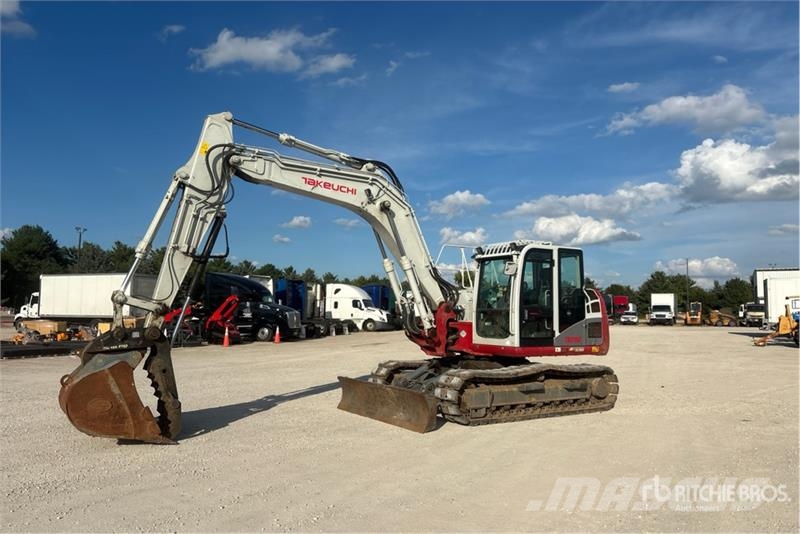 Takeuchi TB2150 Tracked Excavator حفارات زحافة