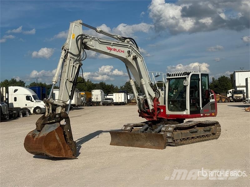 Takeuchi TB2150 Tracked Excavator حفارات زحافة