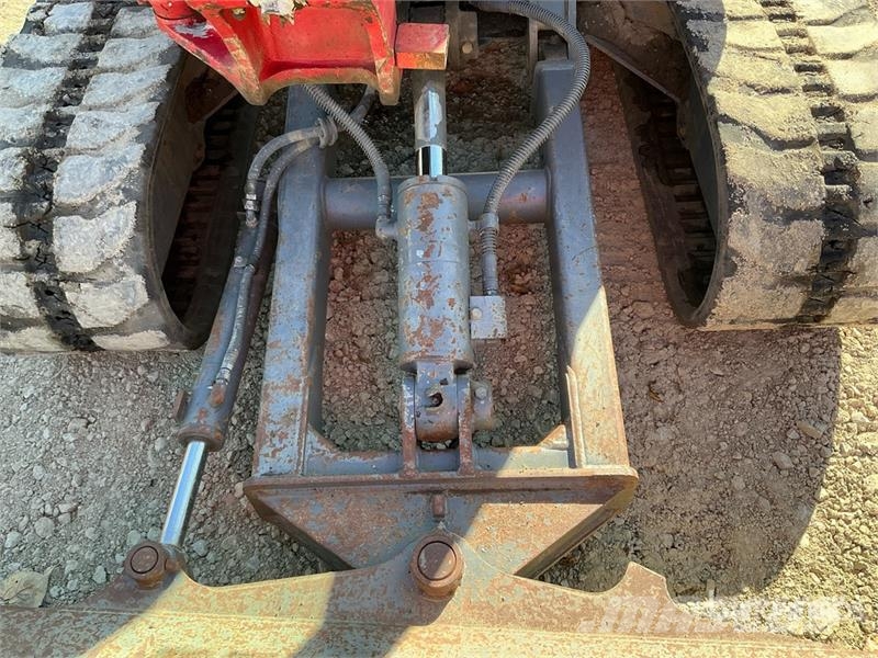 Takeuchi TB235 Міні-екскаватори < 7т