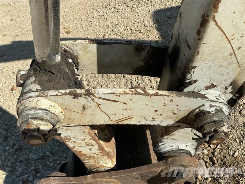 Takeuchi TB235 Міні-екскаватори < 7т