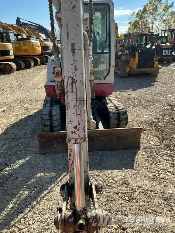 Takeuchi TB235 Міні-екскаватори < 7т