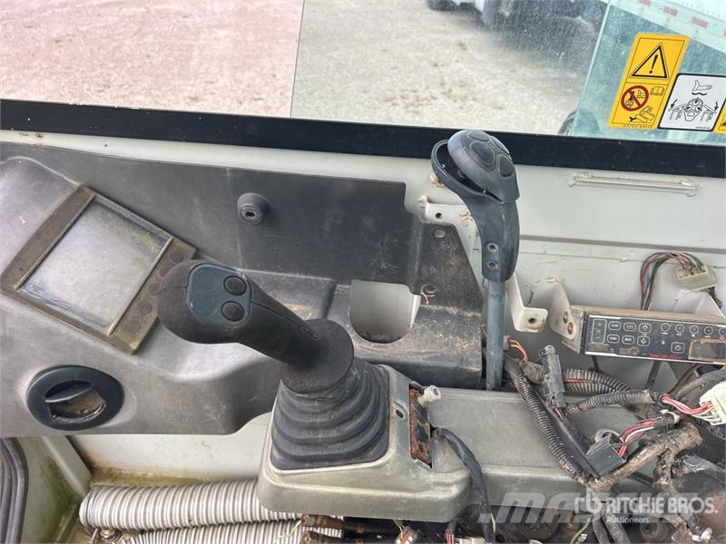 Takeuchi TB250-2 Mini Excavator (Inoperable) Minibagger < 7t