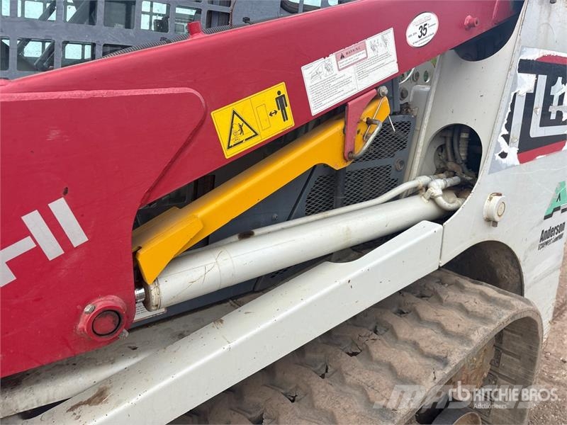 Takeuchi TL10 Skid steer mini utovarivači
