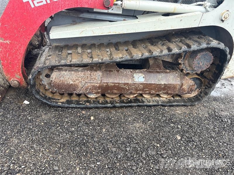 Takeuchi TL12 Skid steer loaders