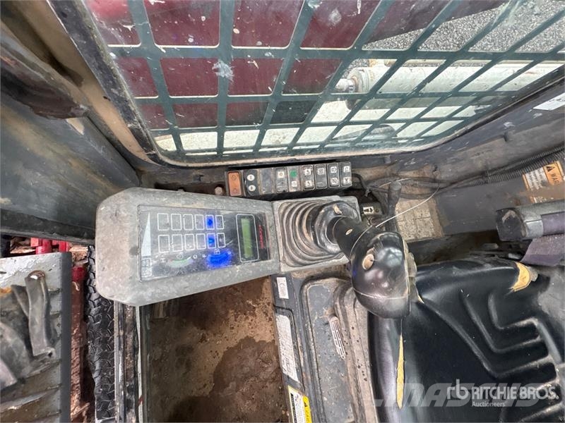 Takeuchi TL12 Skid steer loaders