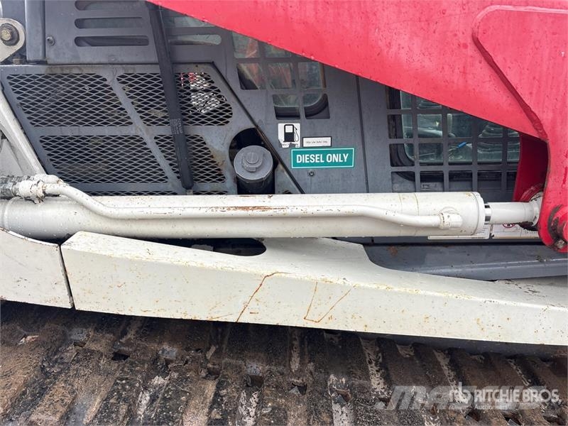 Takeuchi TL12 Skid steer loaders