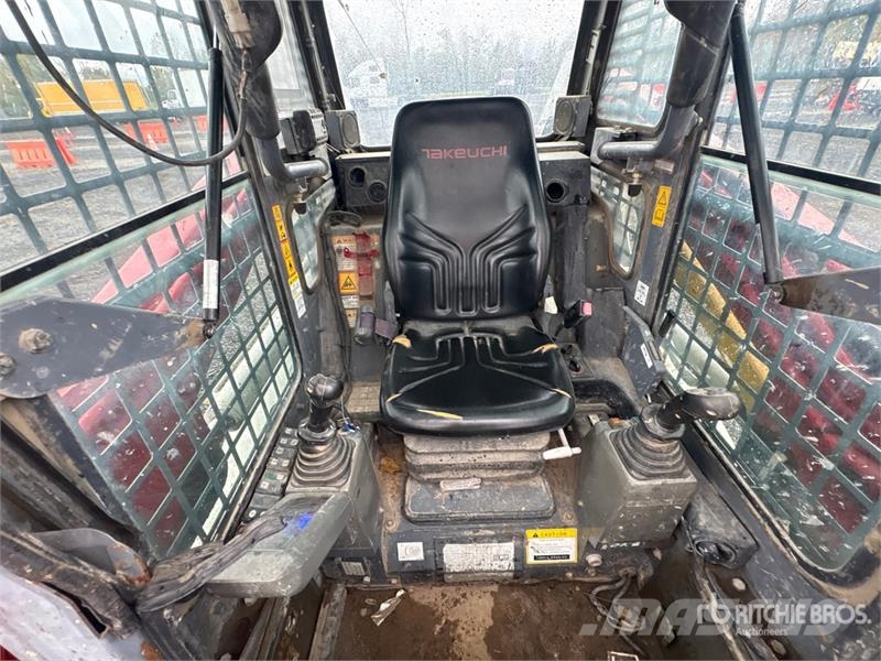 Takeuchi TL12 Skid steer loaders