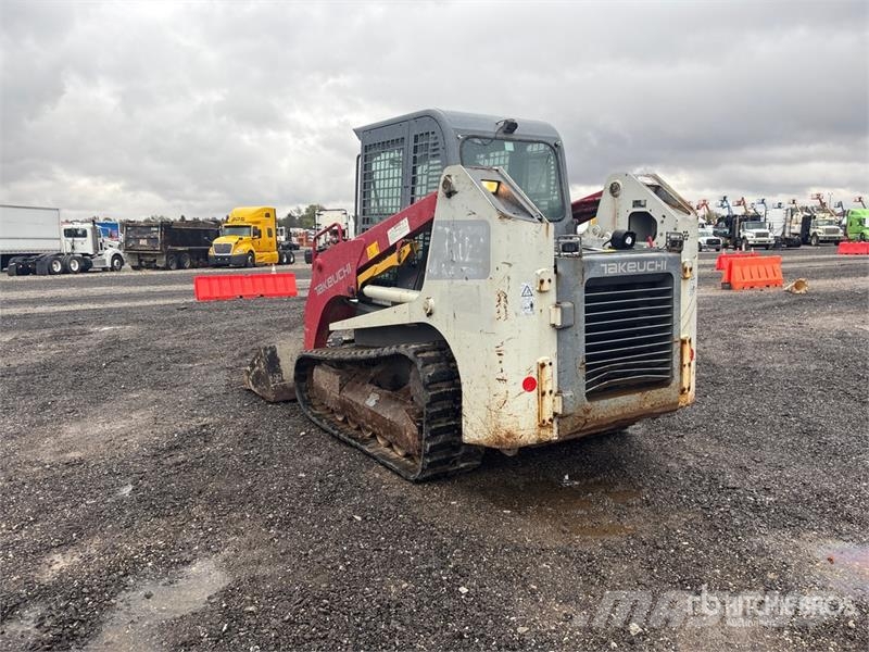 Takeuchi TL12 Skid steer loaders