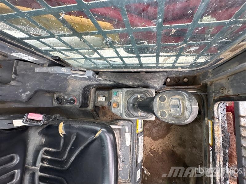 Takeuchi TL12 Skid steer loaders