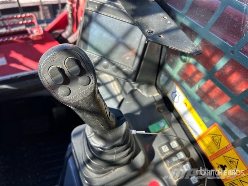 Takeuchi TL12V2 Kompaktrakodók