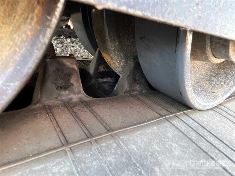 Takeuchi TL12V2 Liukuohjatut kuormaajat