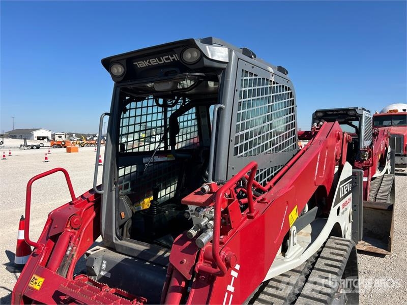 Takeuchi TL12V2 Kompaktrakodók