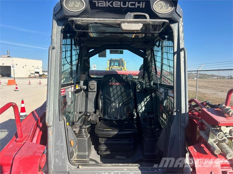 Takeuchi TL12V2 Kompaktrakodók