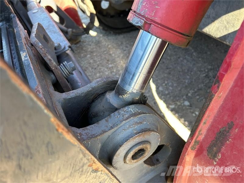 Takeuchi TL12V2 Kompaktrakodók