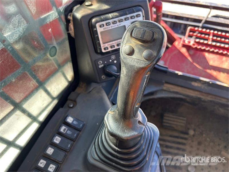 Takeuchi TL12V2 Kompaktrakodók
