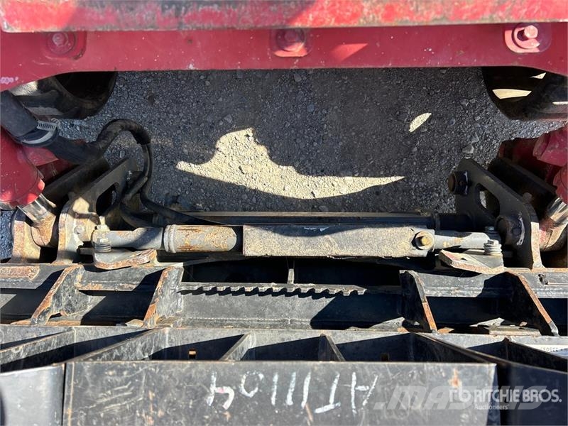 Takeuchi TL12V2 Kompaktrakodók