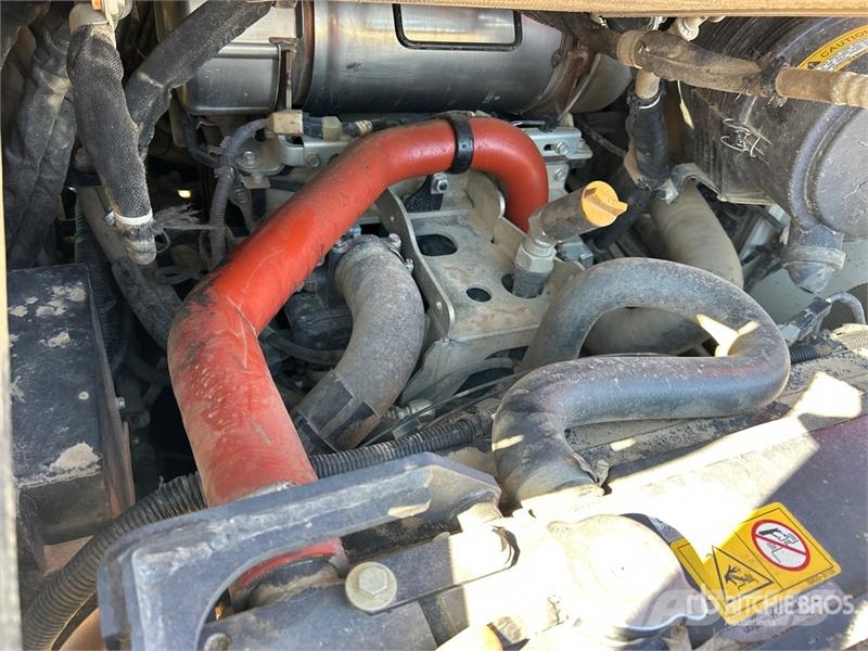 Takeuchi TL12V2 Kompaktrakodók