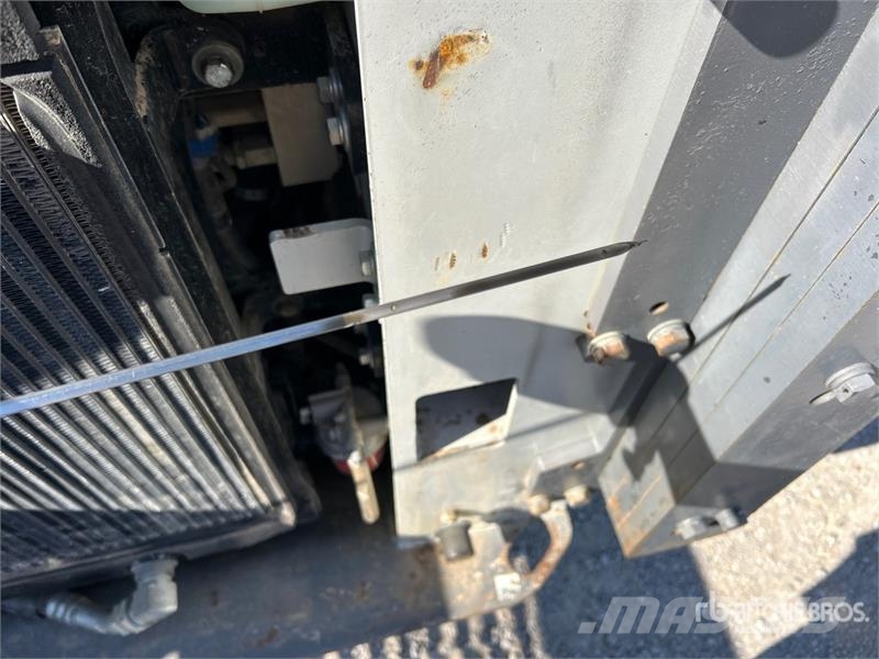 Takeuchi TL12V2 Kompaktrakodók