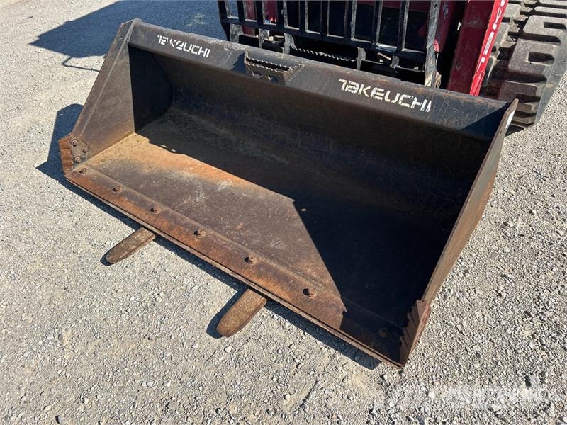 Takeuchi TL12V2 Kompaktrakodók