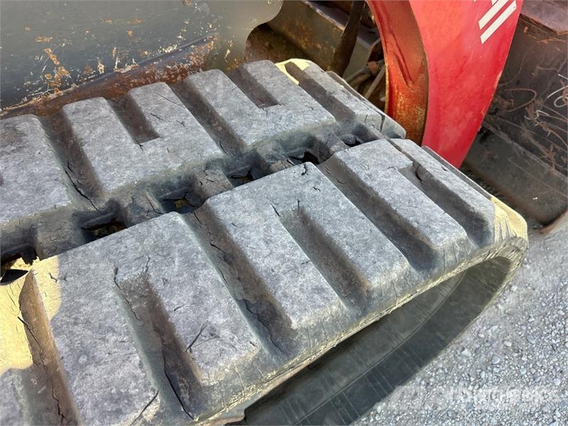 Takeuchi TL12V2 Kompaktrakodók