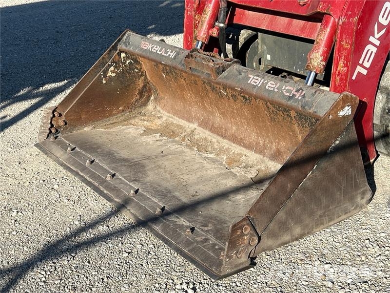 Takeuchi TL12V2 Kompaktrakodók