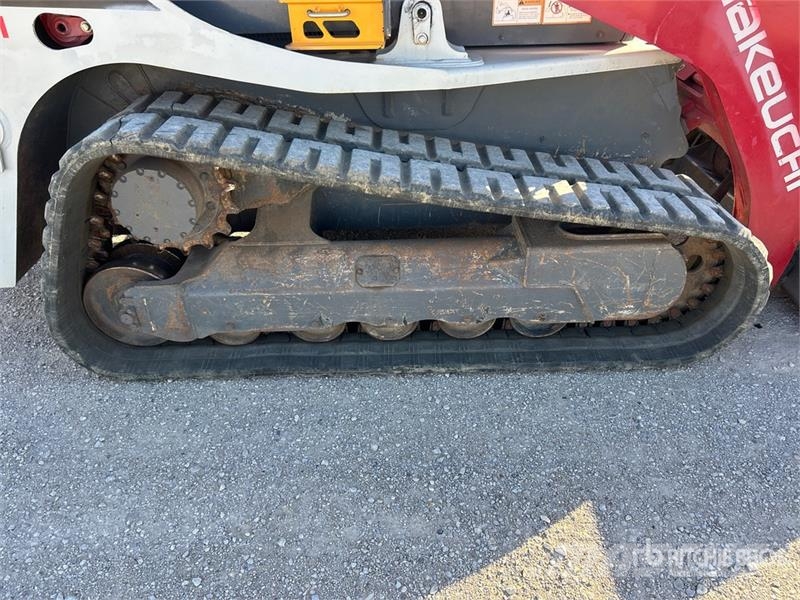Takeuchi TL12V2 Kompaktrakodók
