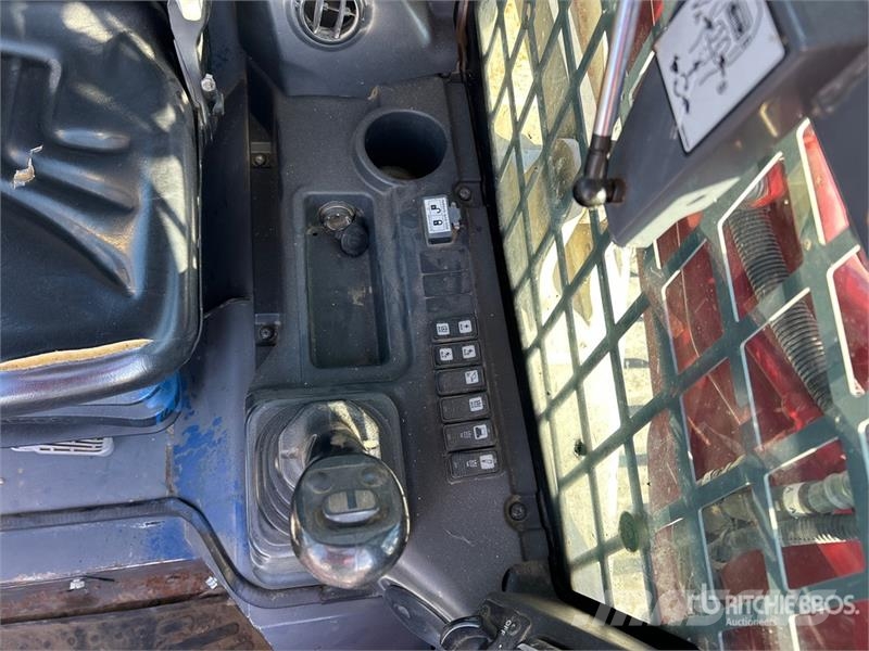 Takeuchi TL12V2 Kompaktrakodók