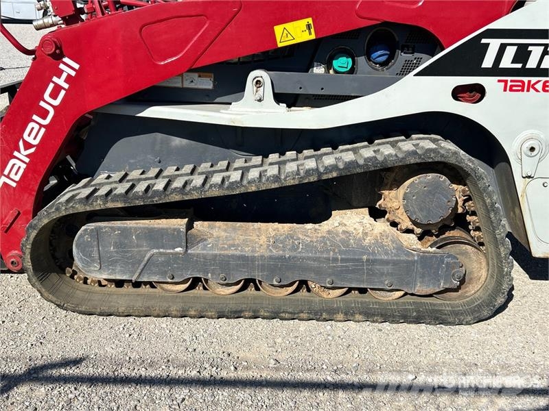 Takeuchi TL12V2 Kompaktrakodók