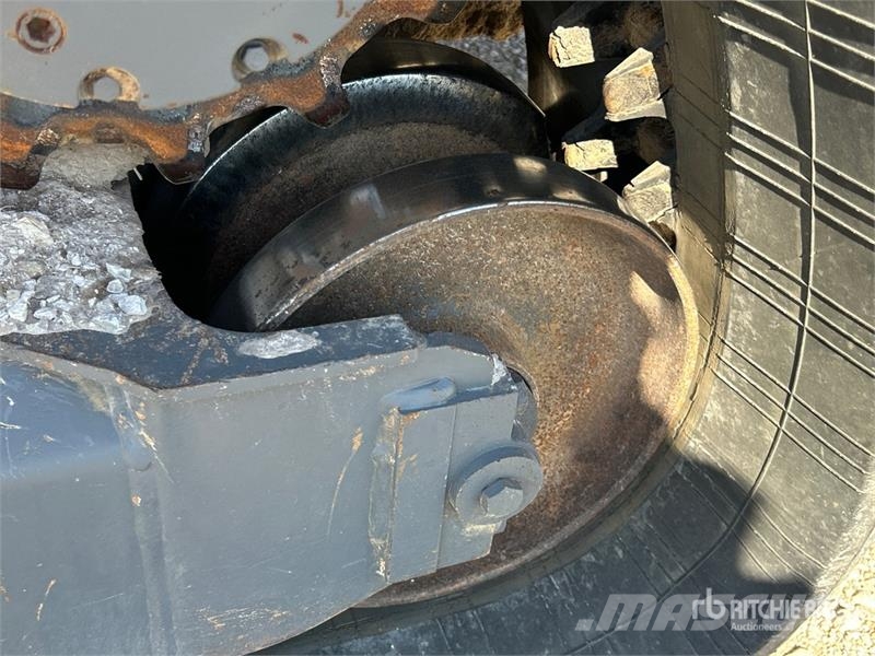 Takeuchi TL12V2 Kompaktrakodók