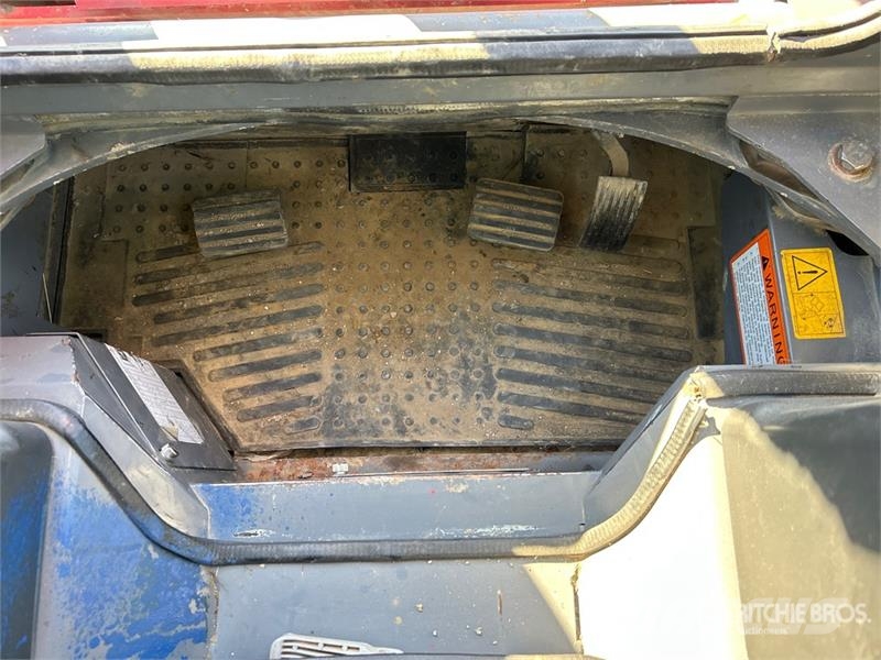 Takeuchi TL12V2 Kompaktrakodók