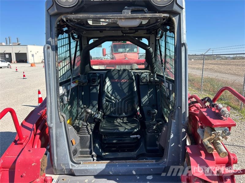 Takeuchi TL12V2 Kompaktrakodók