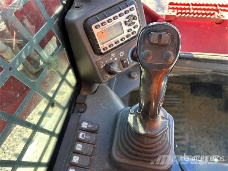 Takeuchi TL12V2 Kompaktrakodók