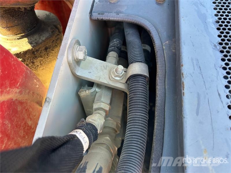 Takeuchi TL12V2 Kompaktrakodók