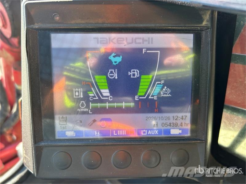 Takeuchi TL12V2 Kompaktrakodók