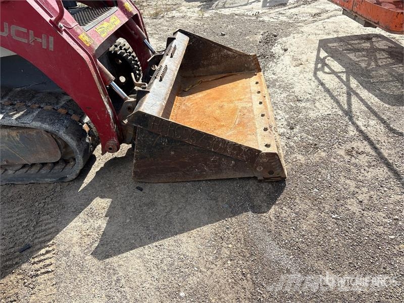 Takeuchi TL8 Skid steer loaders