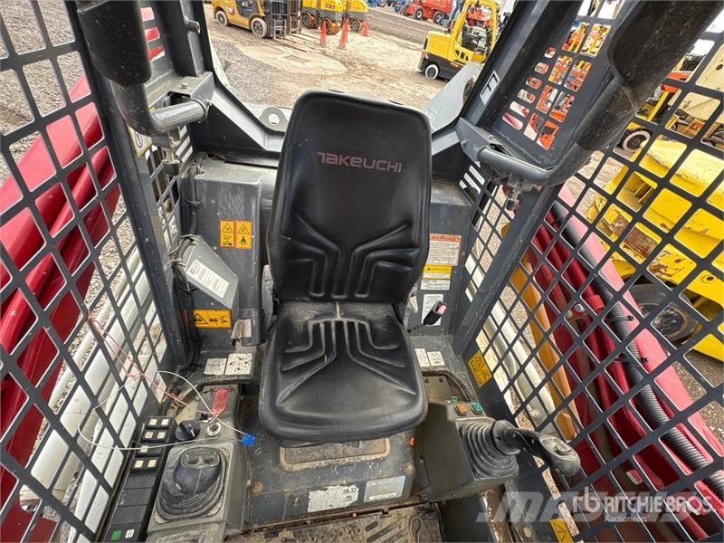 Takeuchi TL8 Skid steer loaders