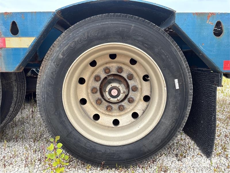 Talbert 22 ft T/A Equipment Trailer Car carrier