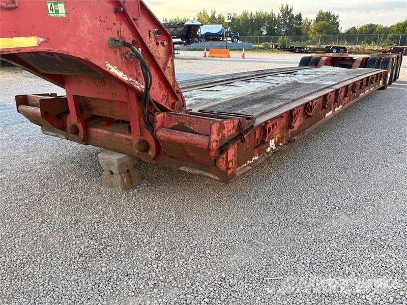 Talbert T3DW-35-HRG-1 35 ton Tri/A Removable Gooseneck Low Nízko rámové nákladné automobily