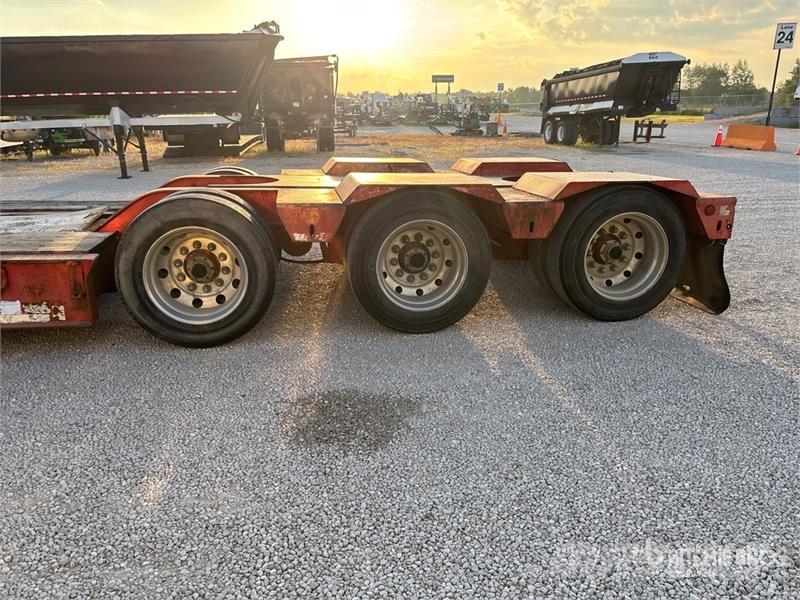 Talbert T3DW-35-HRG-1 35 ton Tri/A Removable Gooseneck Low Nízko rámové nákladné automobily