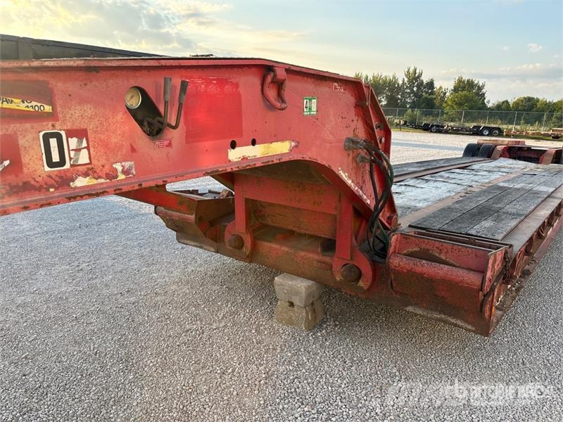 Talbert T3DW-35-HRG-1 35 ton Tri/A Removable Gooseneck Low Nízko rámové nákladné automobily