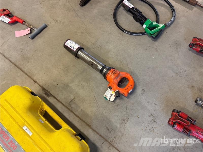  Tamco RB-133 Rivet Buster Drugi deli