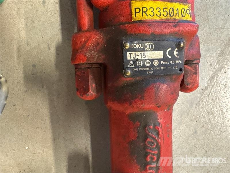 Tamco TJ15 Demolition Breaker 끌 달린 쟁기