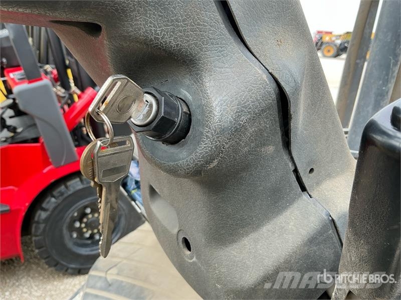 TCM Pro G25 3700 lb Cushion Tire Forklift Šakiniai krautuvai - Kita