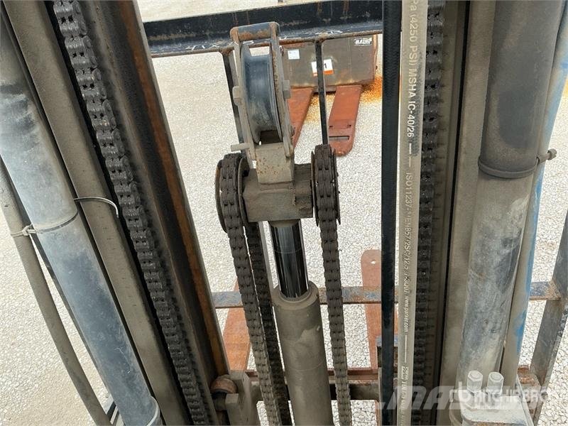 TCM Pro G25 3700 lb Cushion Tire Forklift Šakiniai krautuvai - Kita